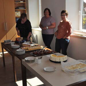 Kaffee und Kuchen von unseren Kfb Frauen