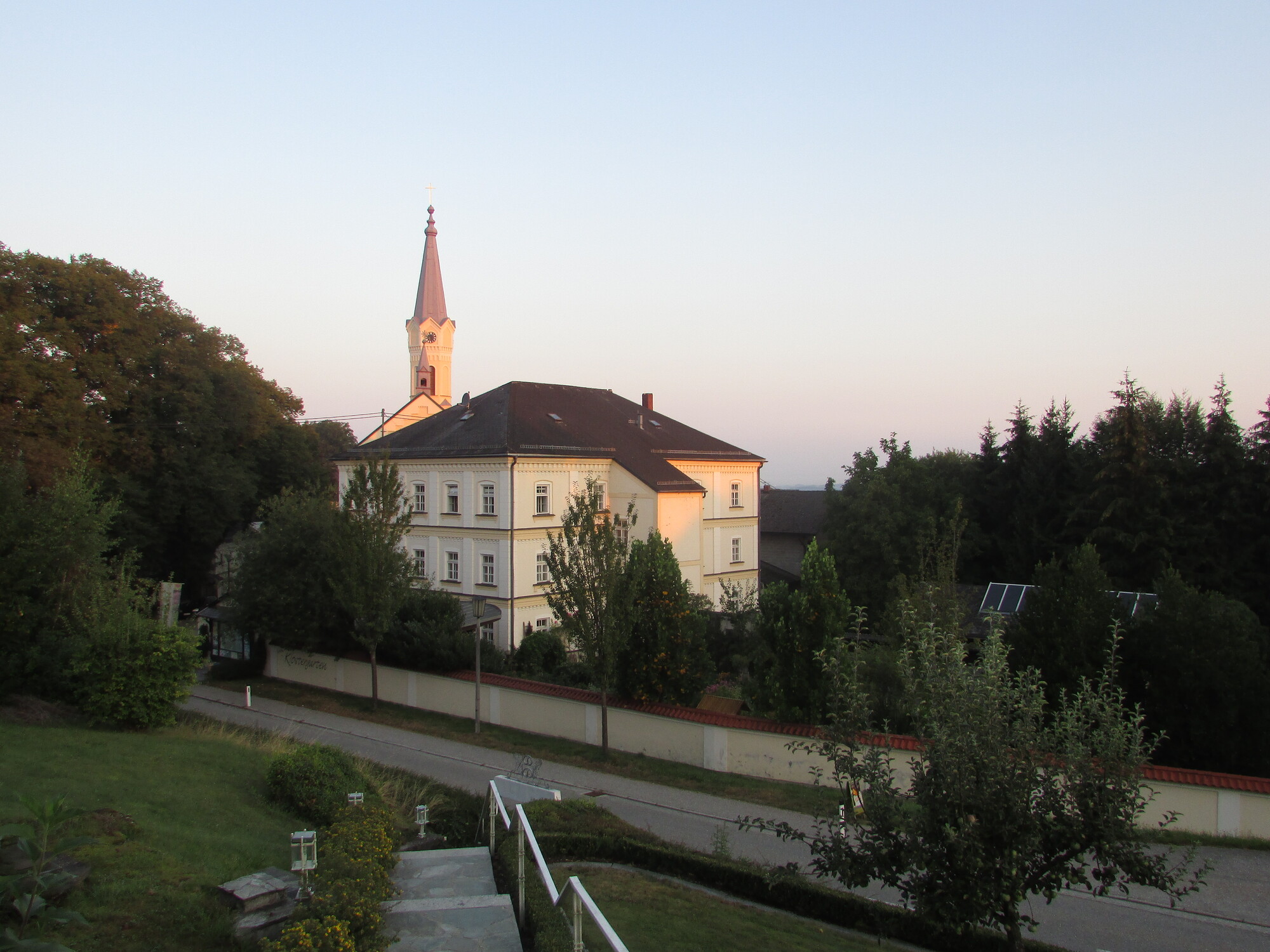 Franziskanerkloster Maria Schmolln                               