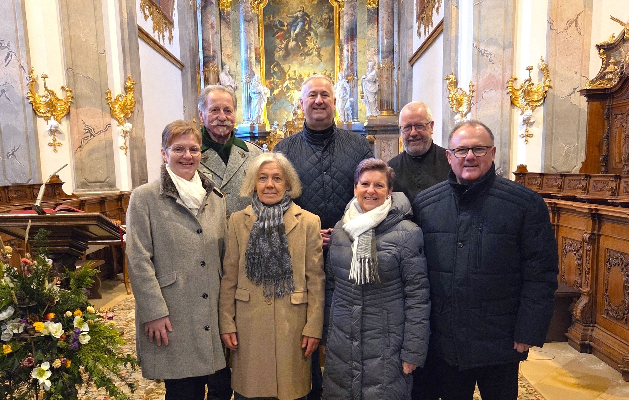 V.l.n.r.: Regina Lang, Johann Dieplinger, Gerti Haudum, Rosa Zölß, P. Johannes Mülleder, Ernst Schiller