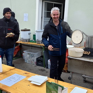 Adventmarkt der Pfarre