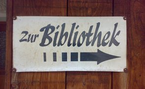 Zur Bibliothek... nichts wie hin!