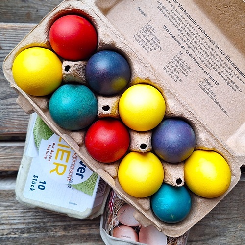 Ostereier vom Bauernhof