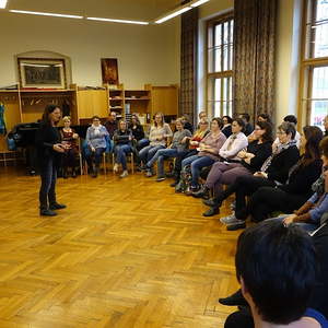 Andrea Latritsch-Karlbauer mit den Studierenden und Lehrenden des Konservatoriums für Kirchenmusik der Diözese Linz