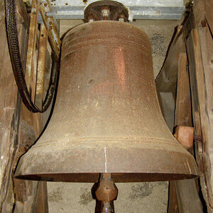 Georgiglocke: BJ 1923, 645 kg, 110 cm, Ton gis 