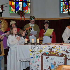 Wort-Gottes-Feier mit den Sternsingern