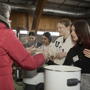 Fastensuppe am Bauernmarkt - HLW/kfb