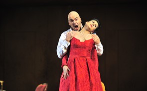 'Tosca' im Landestheater Linz - hier mit Tuomas Pursio, Sonja Gornik. © Patrick Pfeiffer/Landestheater Linz