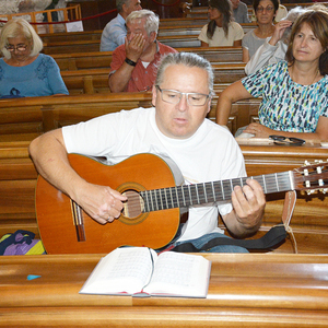 Andacht mit Gitarrenbegleitung
