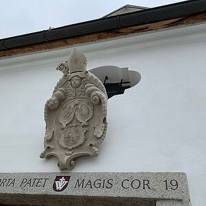 Eröffnung des Meierhofes und des Stiftshofes und Turmkreuzsteckung