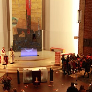 Kindergottesdienst mit den Froschgoscherln