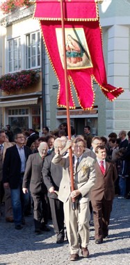 Fahnenträger / © Pfarre Peuerbach Robert Humer