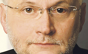 Univ.-Prof. Dr. Rainer Bucher lehrt Pastoraltheologie an der Uni Graz. Zu seinen Büchern zählt „Wenn nichts bleibt, wie es war. Zur prekären Zukunft der katholischen Kirche“ 