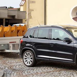 Die Bänke werden wieder montiert 16.09.2016