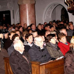 Ernennung von Pfarrer Mag. Markus Menner zum Ehrenkanonikus von Mattsee