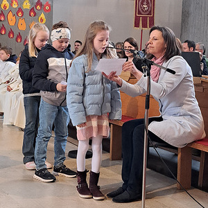 Erstkommunion-Lesekinder
