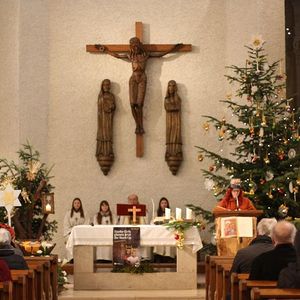 Hl. Messe mit den Sternsingern aus St. Quirinus