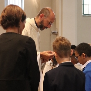 St. Quirinus feiert mit 10 Erstkommunionkindern 2026