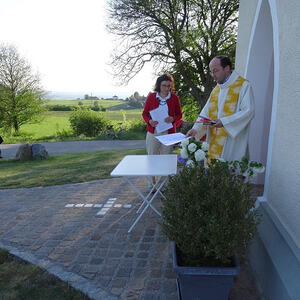 Maiandacht in Gumpling     