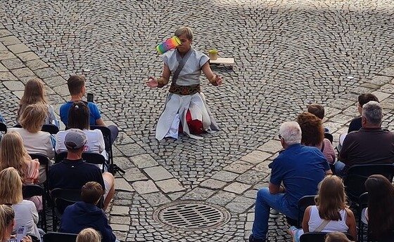 Kirchliche Oasen beim Linzer Pflasterspektakel