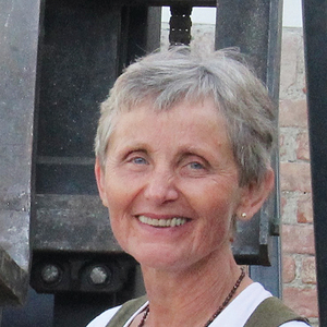 Dr. Marietta Pernsteiner