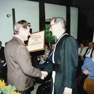 Ehrung durch die Feuerwehren der Marktgemeinde Ried