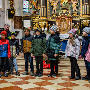 Erstkommunionkinder stellten sich im Gottesdienst vor