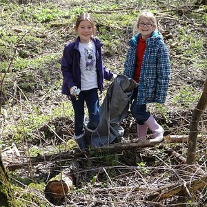 Traunauen-Reinigung mit ökomenischen Gottesdienst