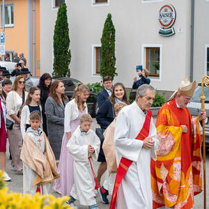 Festzug in die Kirche