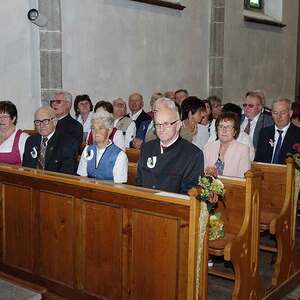 Jubelpaare in der Kirche