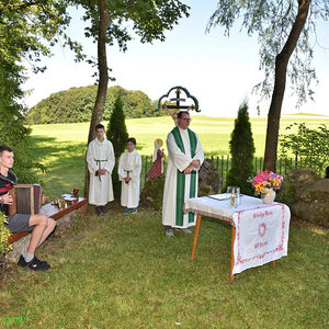 Feldmesse beim Wannersdorfer Kreuz
