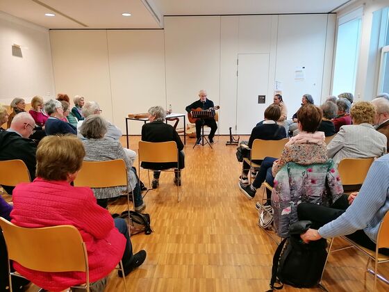 Donnerstag, 27. April 2023