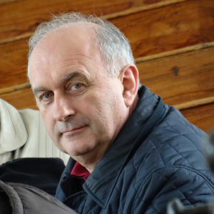 Wolfgang Kreuzhuber lauscht...