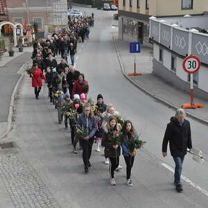 Palmweihe am Dorfplatz, Einzug in die Kirche zur Hl. Messe