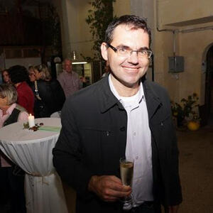 Weinfest in der alten Kirche