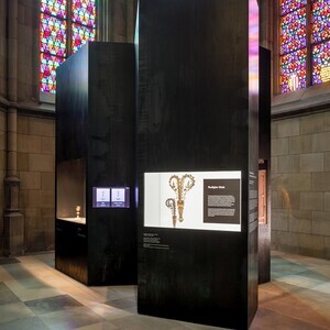 Digitale Vermittlungsstationen ermöglichen es, den Domschatz in seinen Details zu entdecken
