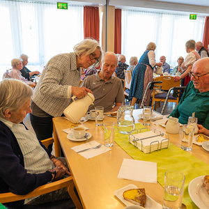 Maiandacht und Nachmittag für 75+