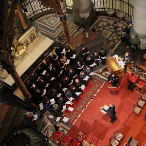 Von der Innengalerie des Mariendoms hat man einen guten Ausblick auf den Chor des Konservatoriums für Kirchenmusik.