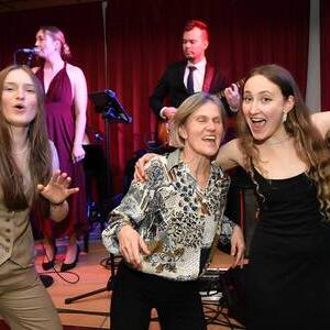 Aktivtreff Holzheim-Zaubertal Pfarrball Linz-St. Margarethen