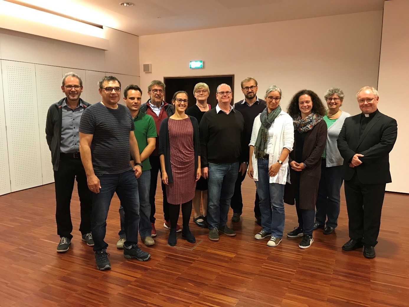 Alle Mitglieder der neuen Leitung von links nach rechts: Andreas Hasibeder (Wels - Pernau, Vertreter im Pastoralrat), Thomas Zürn (PGR Obmann Marchtrenk), Michael Fritscher (PGR Obmann Wallern), Erich Haselberger (PGR Obamnn Gunskirchen), Eva-Maria B