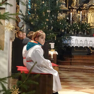 Ministrantinnen, ...    