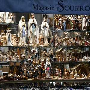 Lourdes, Schaufenster