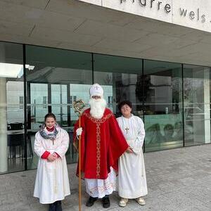 Nikolaus und Helferlein