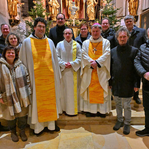 Unser Pfarrvorstand mit den Pfarrgemeindeobleuten der Pfarre Almtal