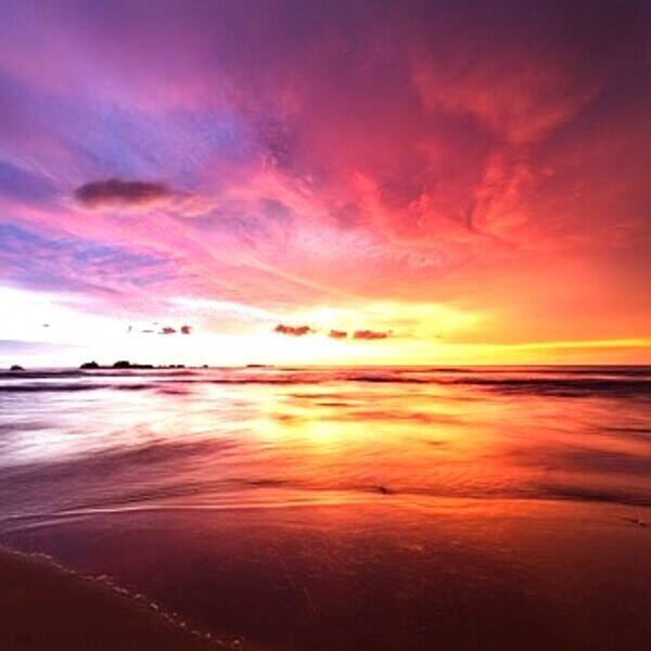 Sunset over Indian ocean. Shot taken in Hikkaduwa, Sri Lanka. Camera: Canon 5d mk III