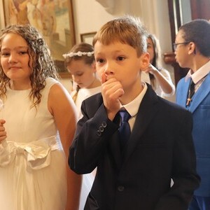 St. Quirinus feiert mit 10 Erstkommunionkindern 2026
