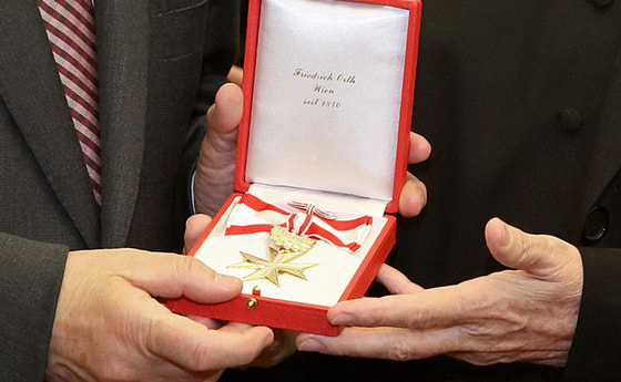 Auszeichnungen für Missionseinsatz / © Land OÖ / Kauder Auszeichnungen für Missionseinsatz