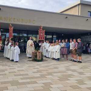 Segnung der neuen Erntekrone