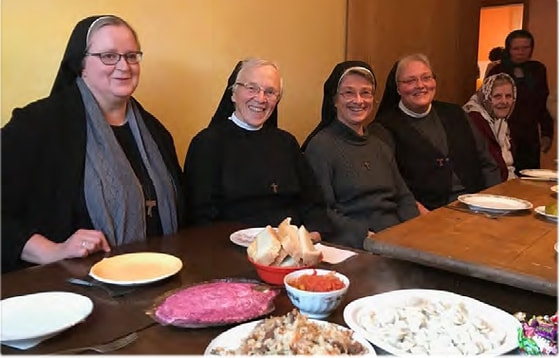 Generaloberin Sr. Angelika Garstenauer, Sr. Kunigunde Fürst, Sr. Agnes Mairhofer, Sr. Johanna Pobitzer / © Franziskanerinnen von Vöcklabruck Generaloberin Sr. Angelika Garstenauer, Sr. Kunigunde Fürst, Sr. Agnes Mairhofer, Sr. Johanna Pobitzer