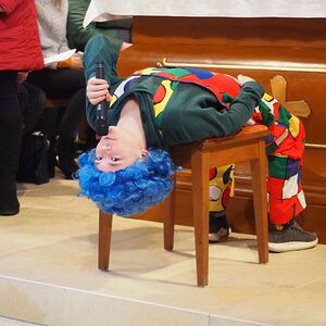 OLYMPUS DIGITAL CAMERA         