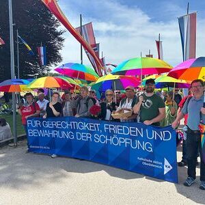 Delegation der Katholischen Aktion bei der Befreiungsfeier 2026 in Mauthausen